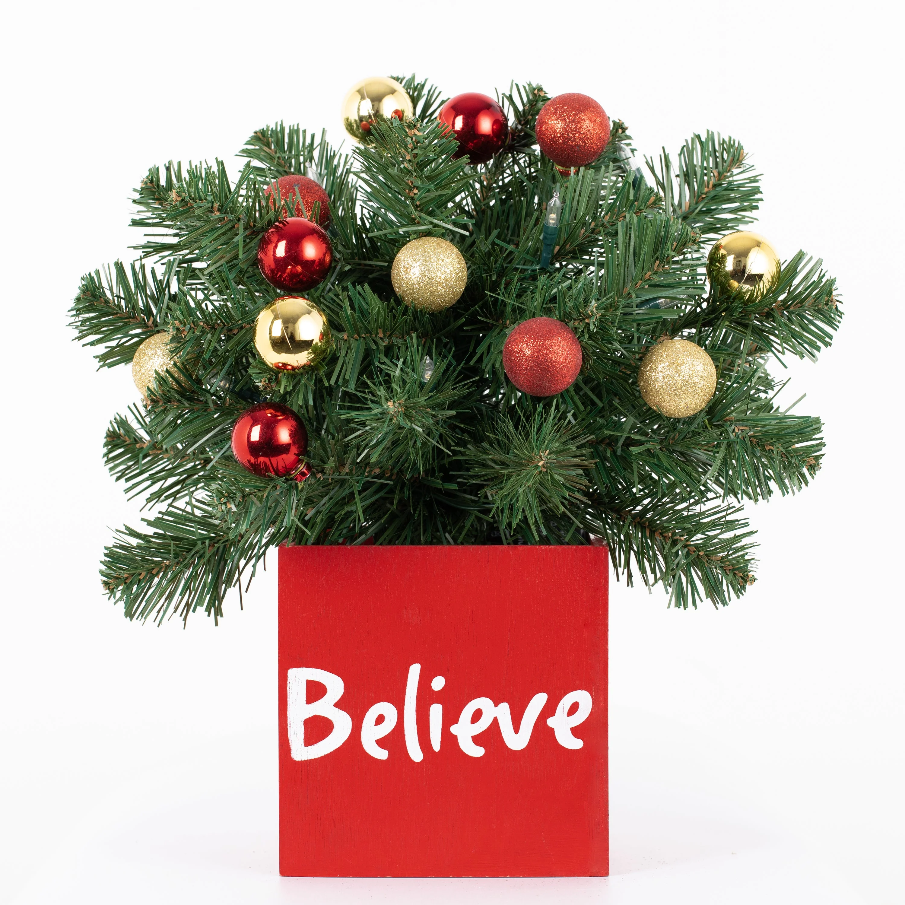 13 Inch Believe Classic Greenery Christmas Decoration - Image 4