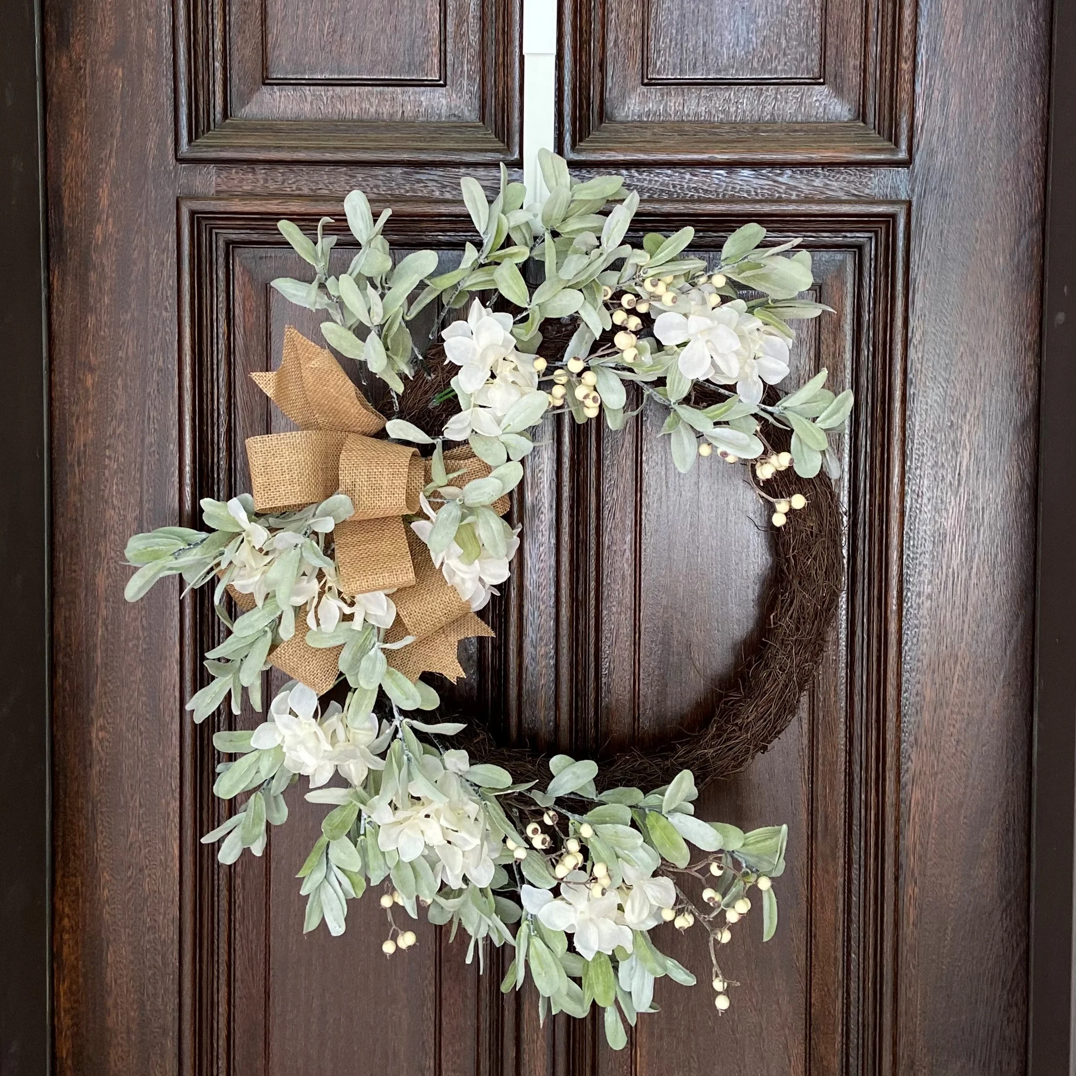 28 Inch Round Grapevine Hydrangea Wreath - Image 6