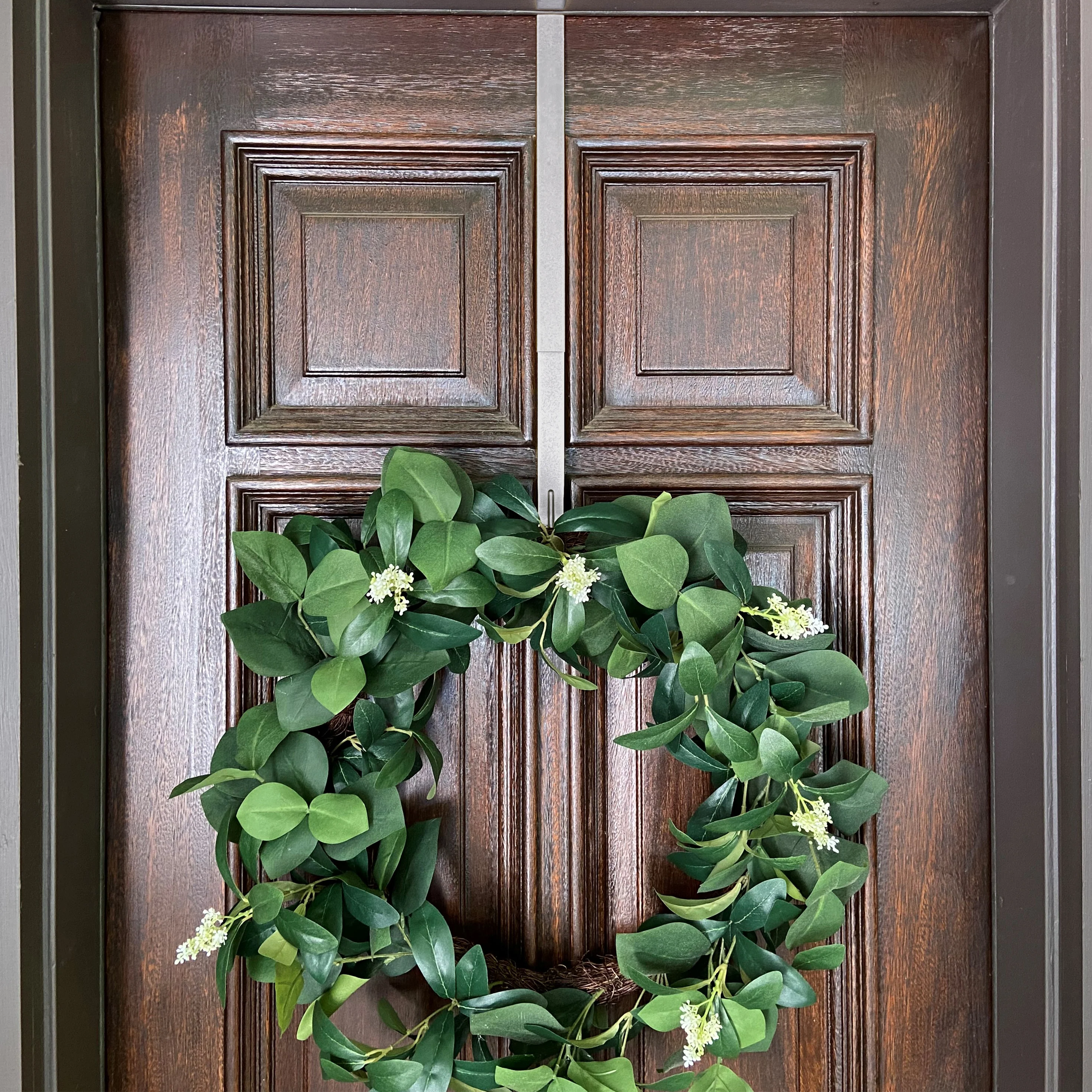 Adapt Adjustable Length Wreath Hanger - Textured Silver - Image 4