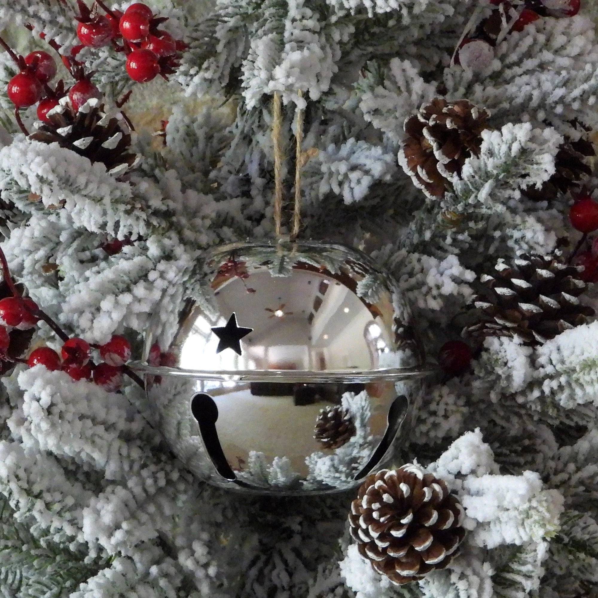 Adapt Nesting Jingle Bells 120 mm (4.7 inch) - Gold, Silver, Red - Image 11
