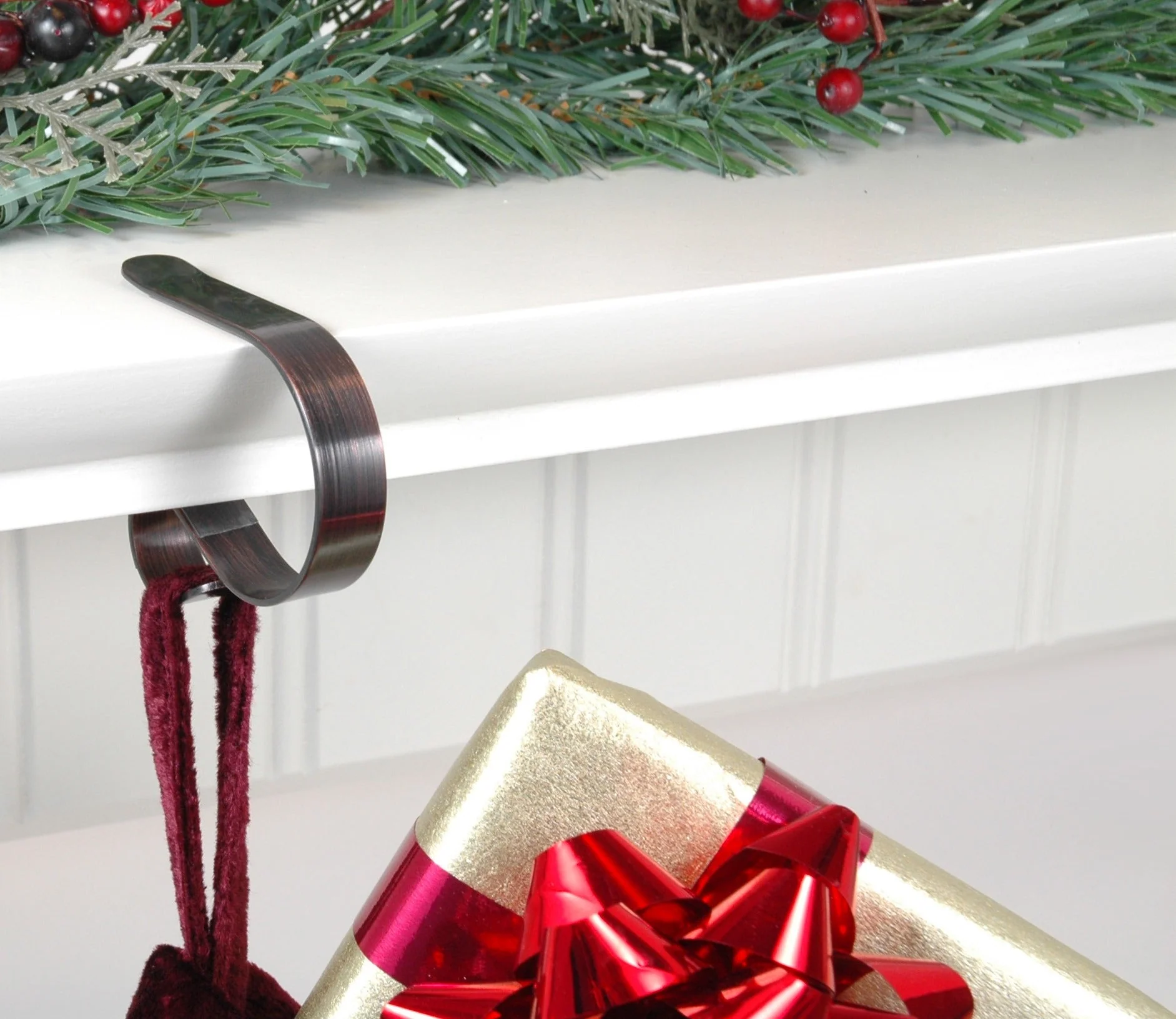 MantleClipJunior Stocking Holder 4-Pack - Image 10