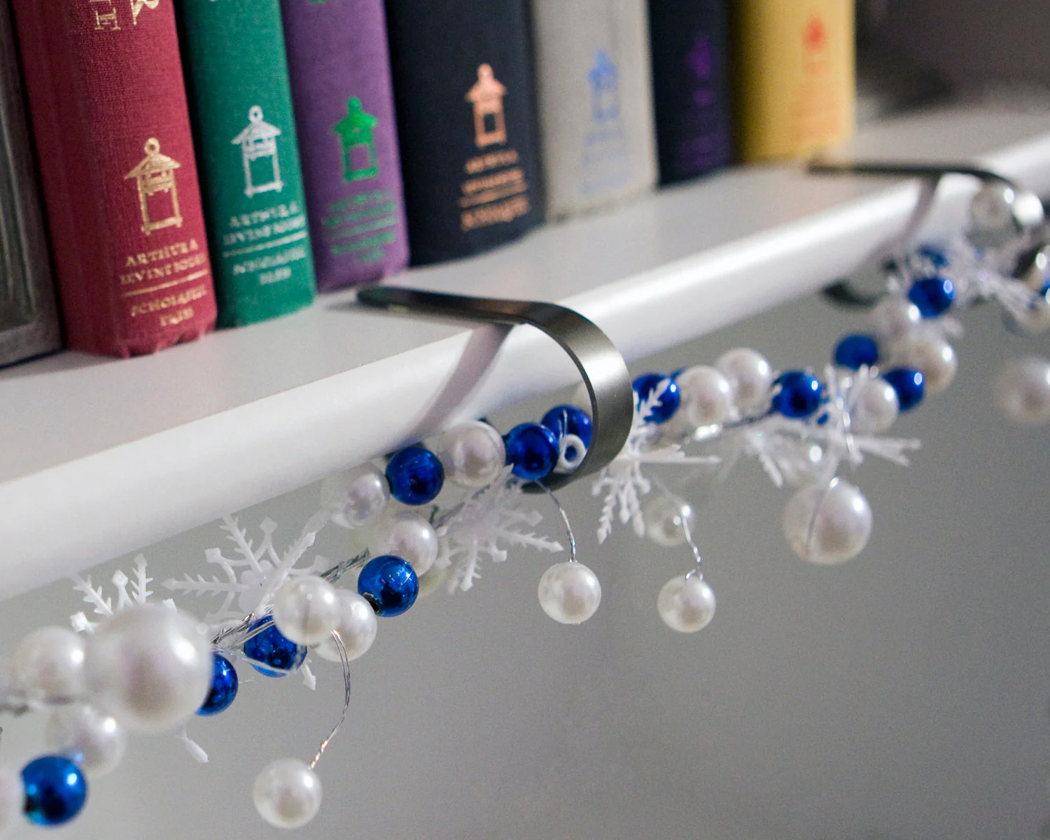 MantleClipJunior Stocking Holder 4-Pack - Image 3