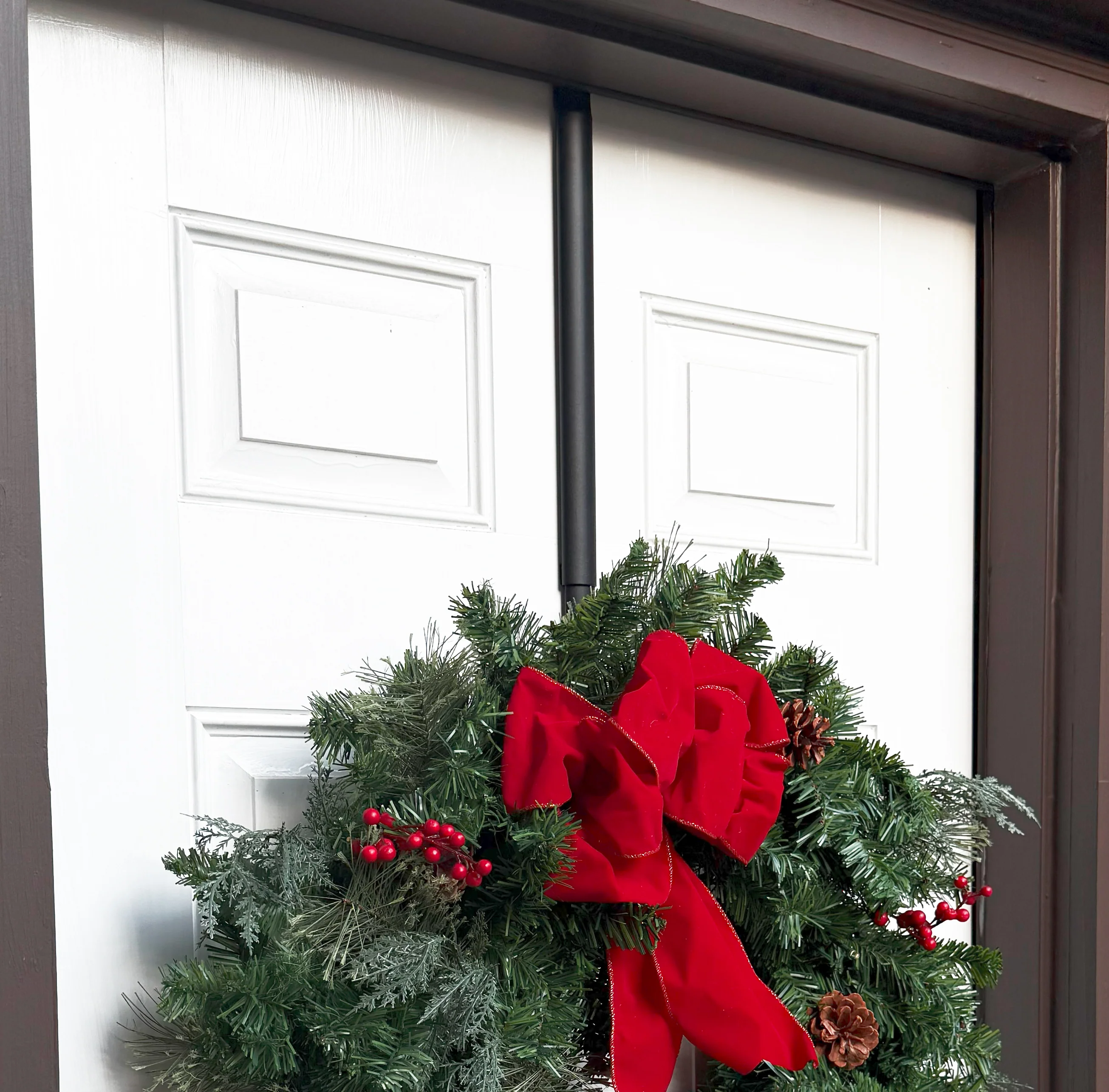 Premium Adjustable Length Wreath Hanger 30 Pound Capacity - 5 Finishes Available - Image 8